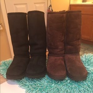 UGG TALL BOOTS SIZE 7 (2 PAIRS)